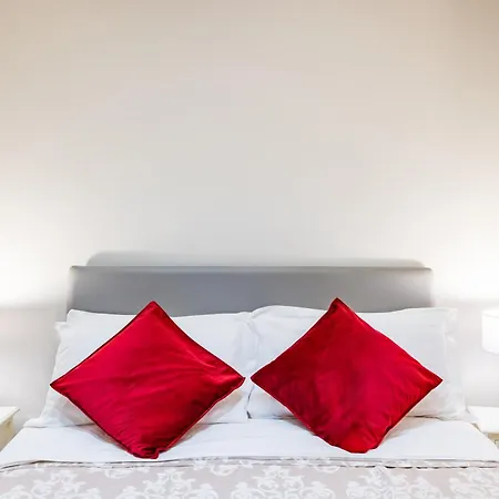 Residenza Matilde 게스트하우스 4*