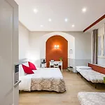 Residenza Matilde 4* ナポリ